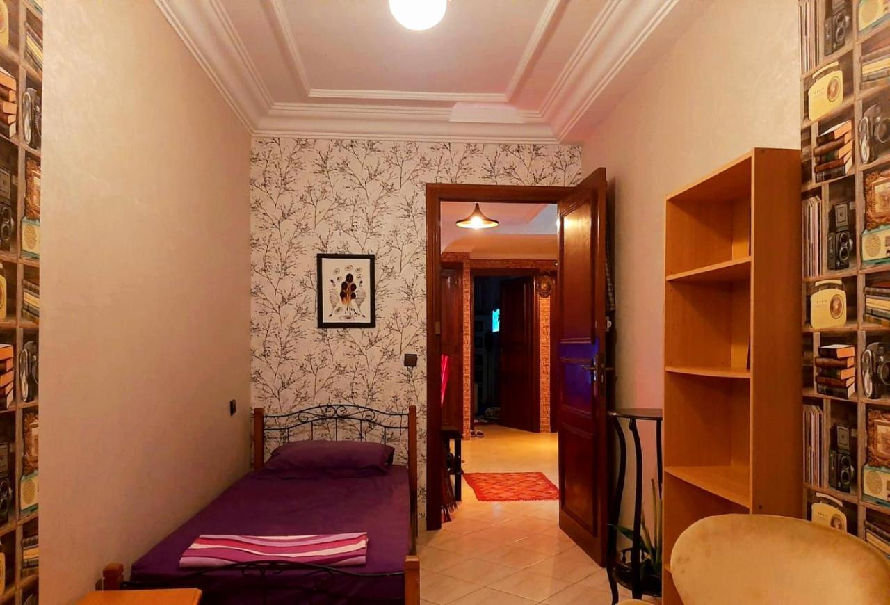 Stay Here, Nice Apartment With Garden View In Center, 1 Min Walk From Beach Эль-Джадида Экстерьер фото