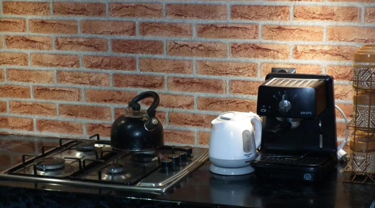 Stay Here, Nice Apartment With Garden View In Center, 1 Min Walk From Beach Эль-Джадида Экстерьер фото